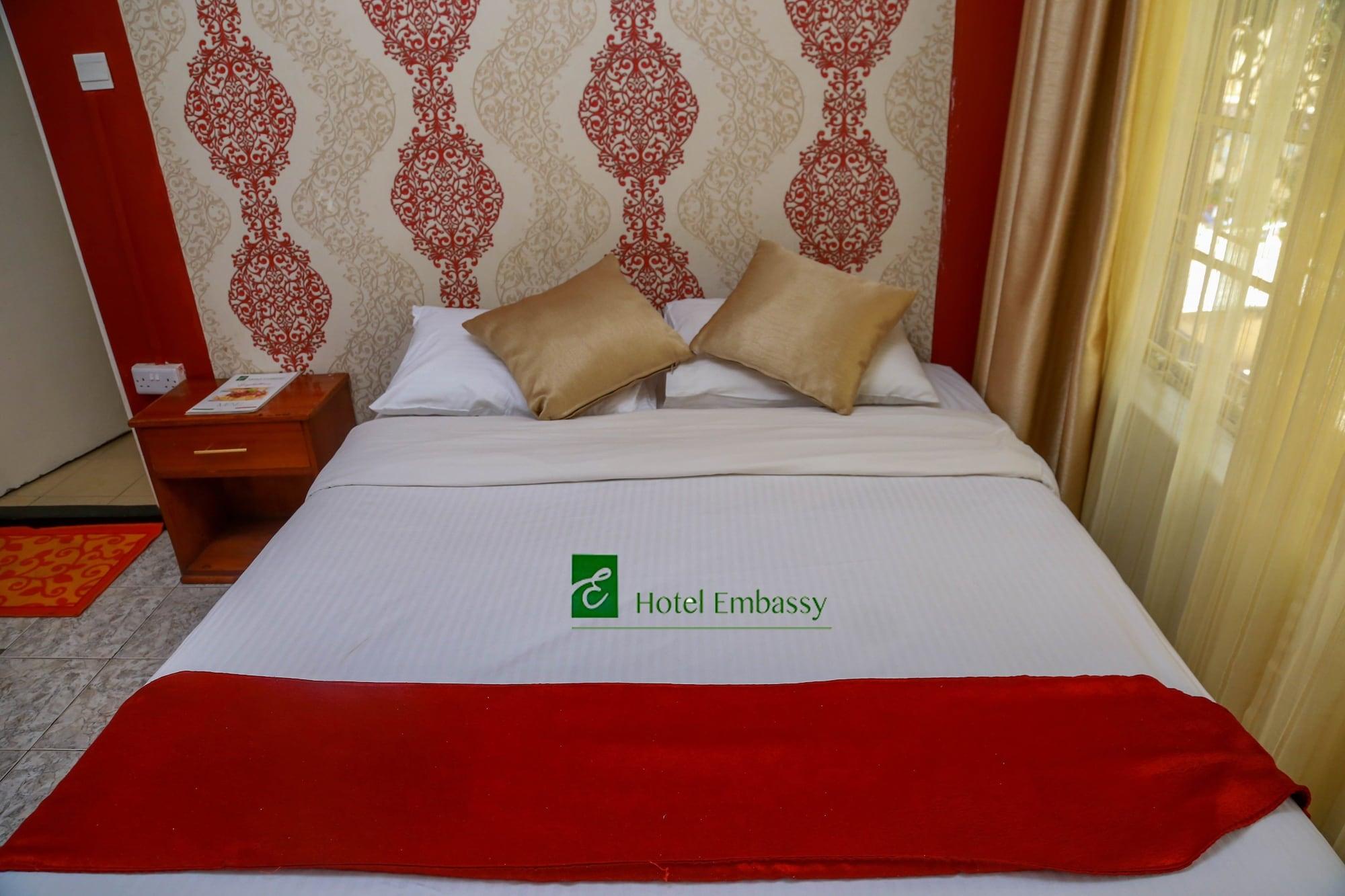 Hotel Embassy Найроби Экстерьер фото